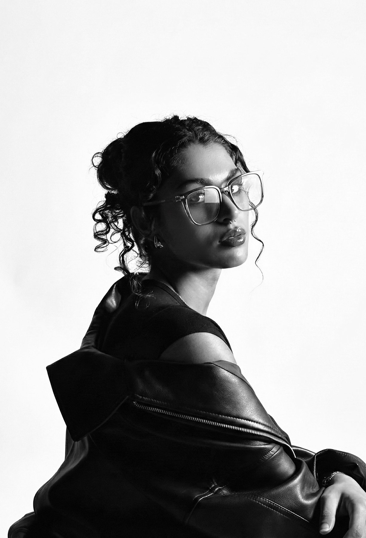 Studio editorial, leather jacket, black and white